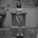 Léa Seydoux desnuda en The French Dispatch (2021)