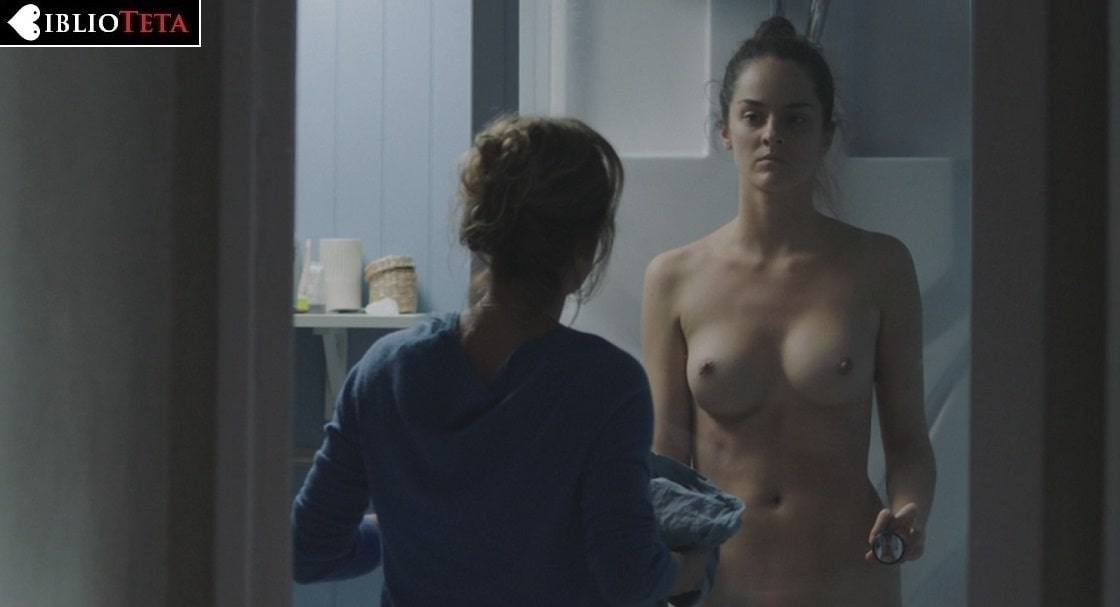 Noémie Verlant desnuda en Le Ciel Attendra (2016)